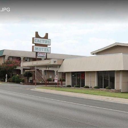 Cactus Inn And Suites Copperas Cove Bagian luar foto